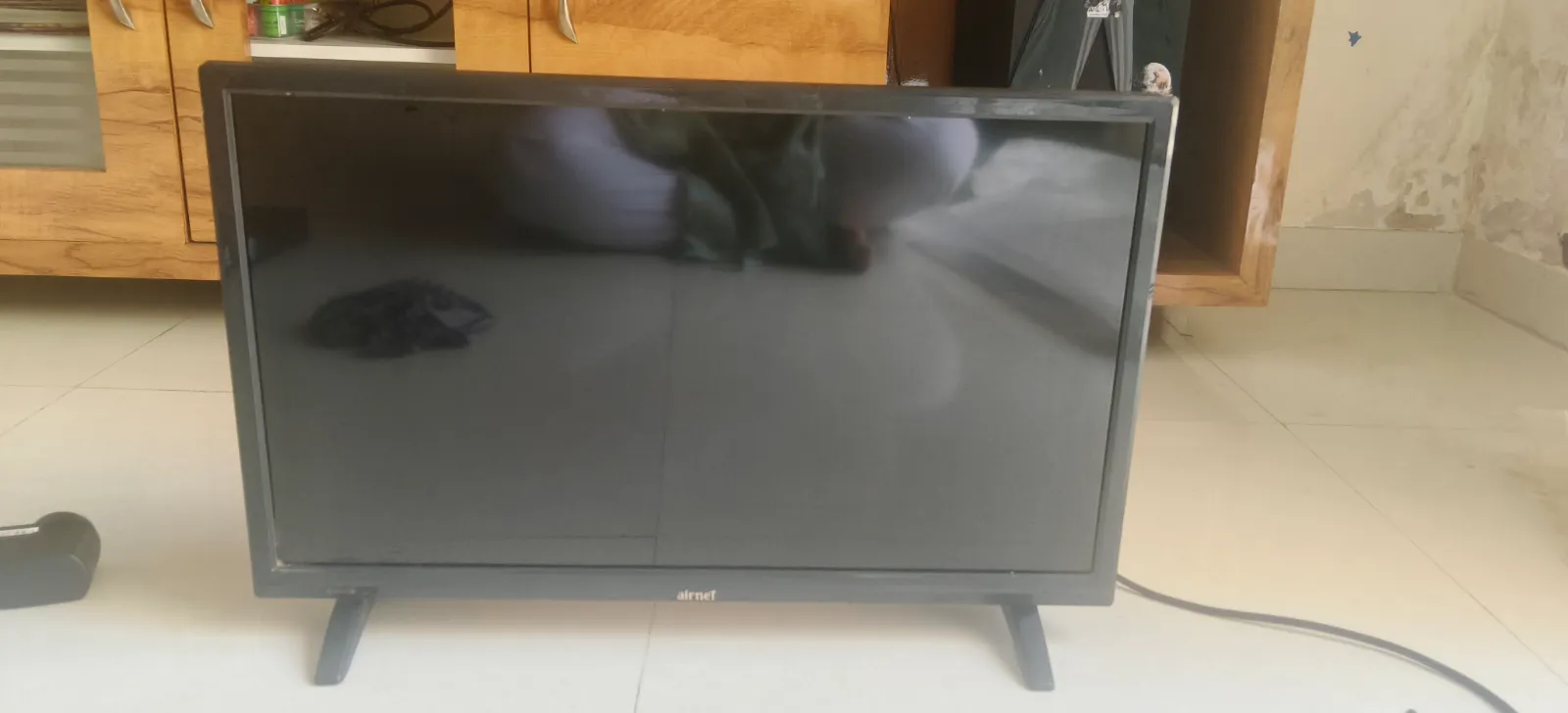 Tv with set top box - Thumbnail 6