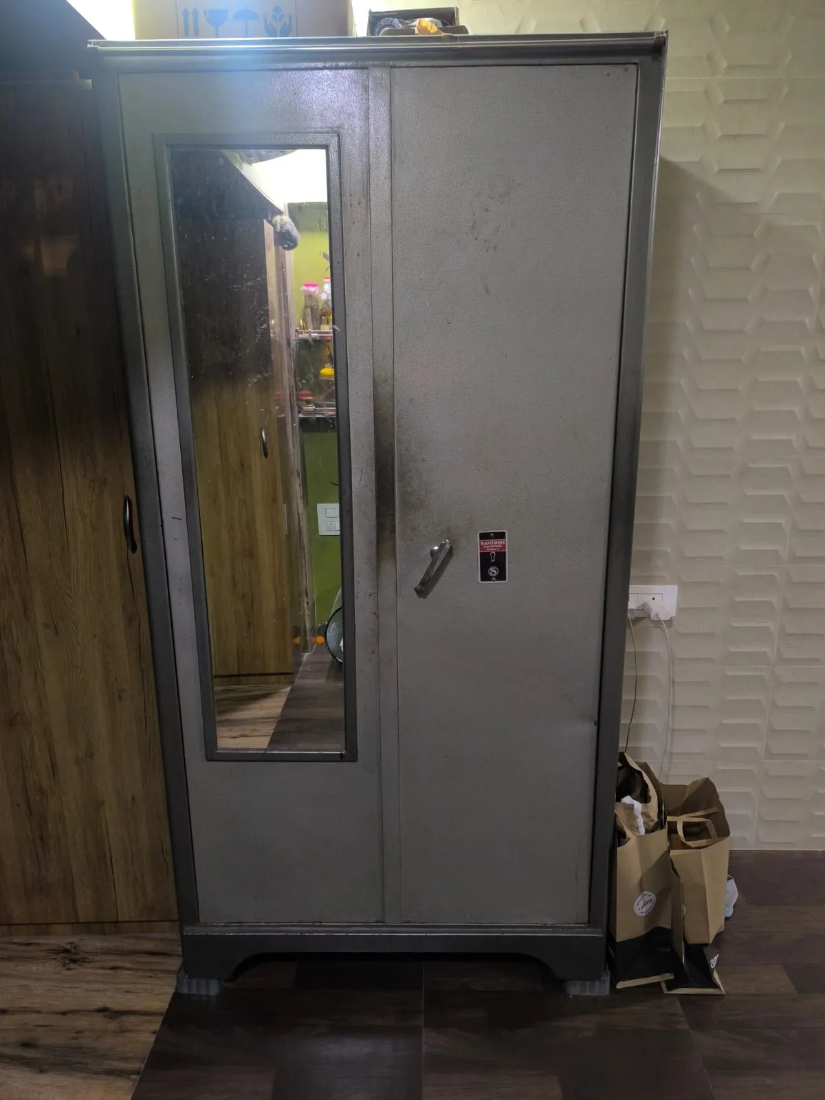 Steel Almirah/ cupboards - Image 1