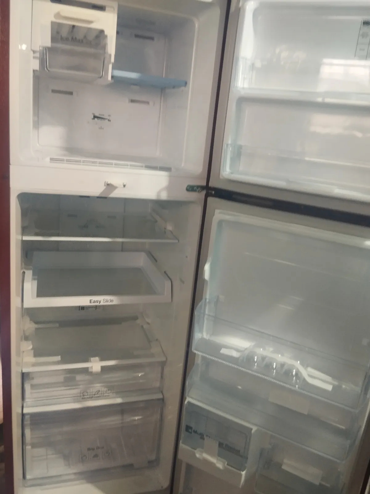 Double door 250 Ltrs Refrigerator - Thumbnail 5