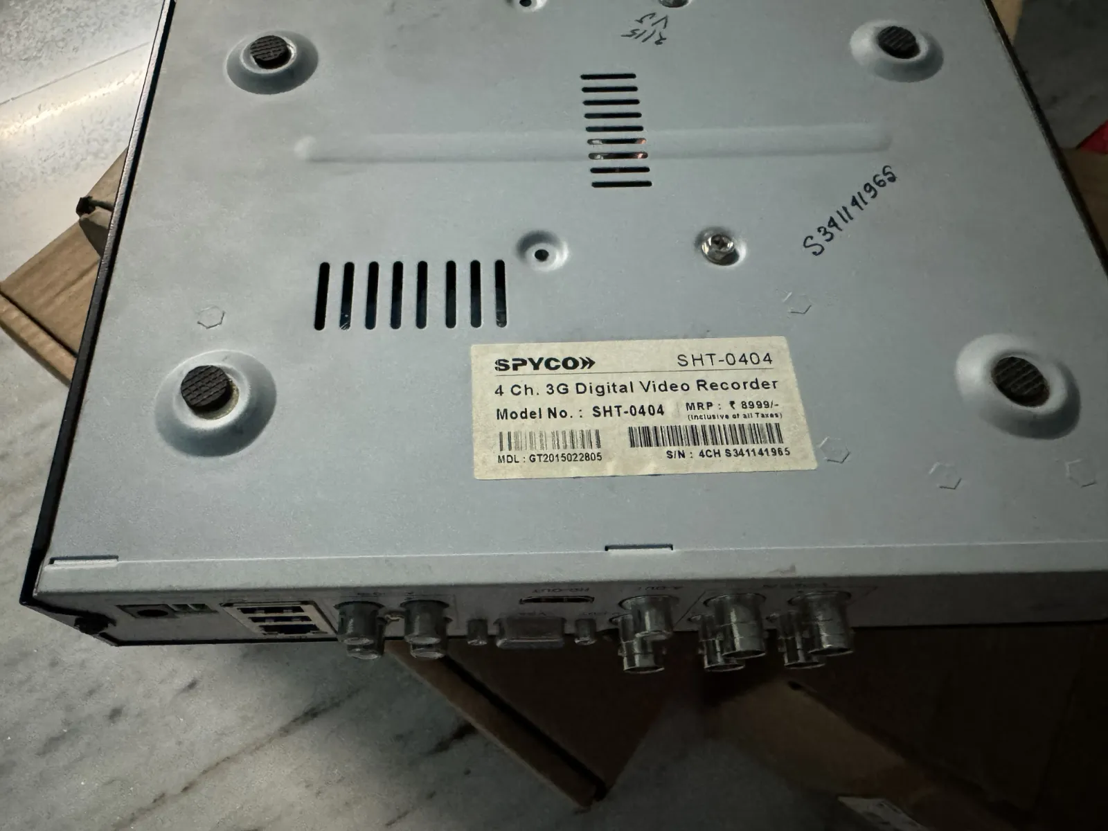 Like New CCTV 4 Chanel DVR fully functional - Thumbnail 3