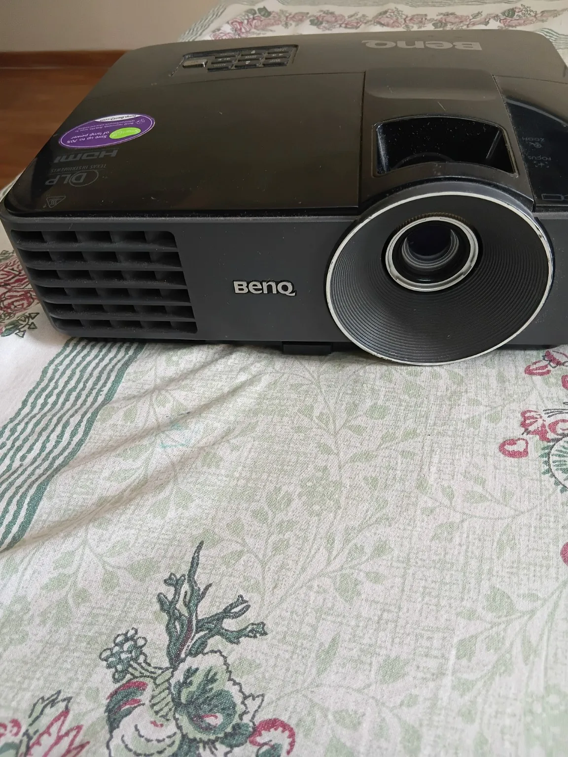 BenQ MX520 DLP Projector in working condition. - Thumbnail 3