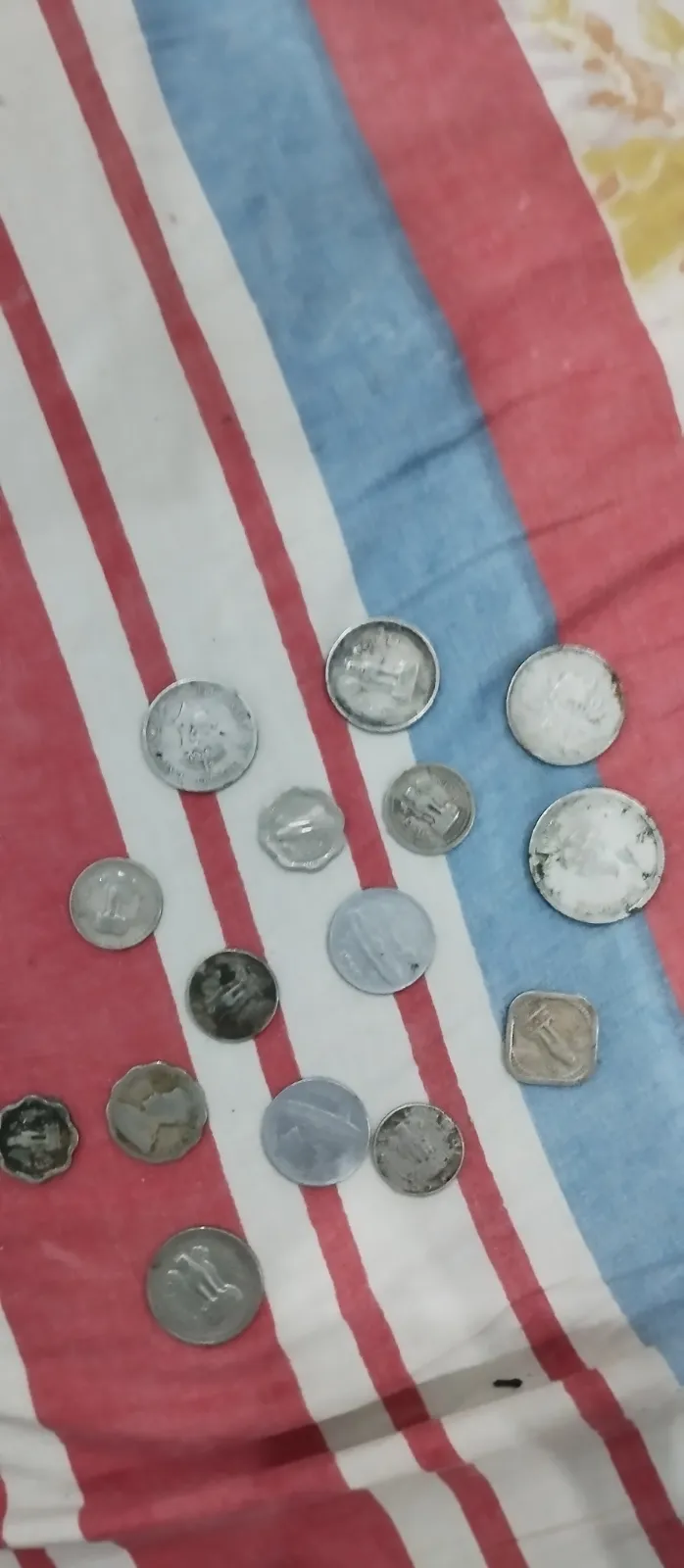 Old coins notes - Thumbnail 5