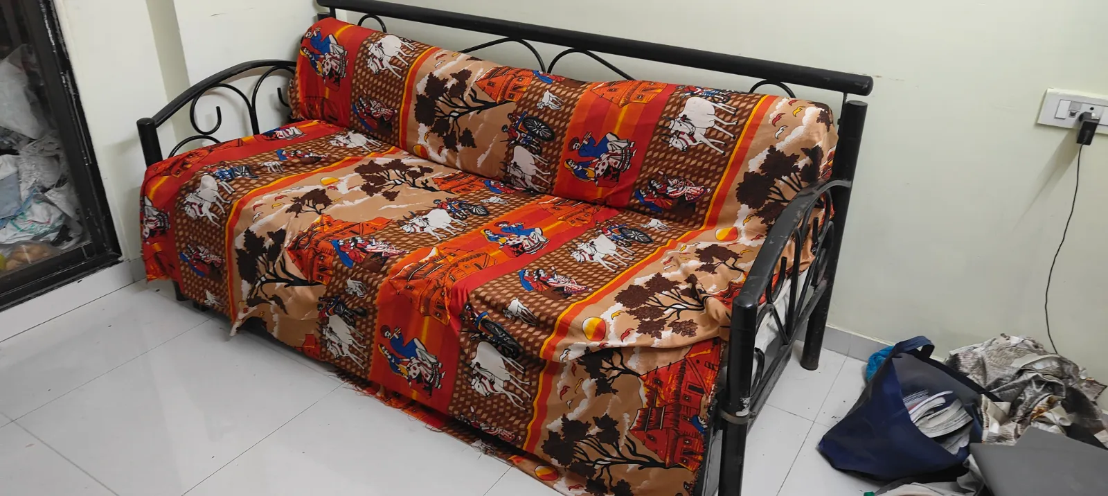 Convertible Metal Sofa-Cum-Bed with Pull-Out Trundle & Cushions for sale in Navi Mumbai, Maharashtra