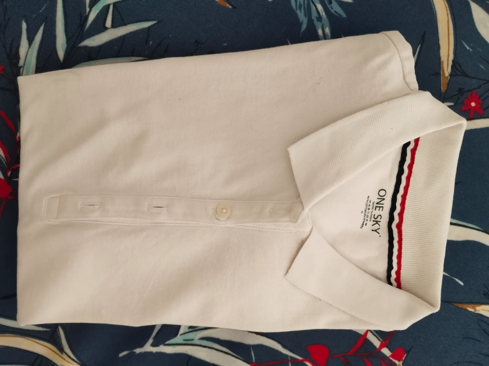 White polo t shirt - Thumbnail 20
