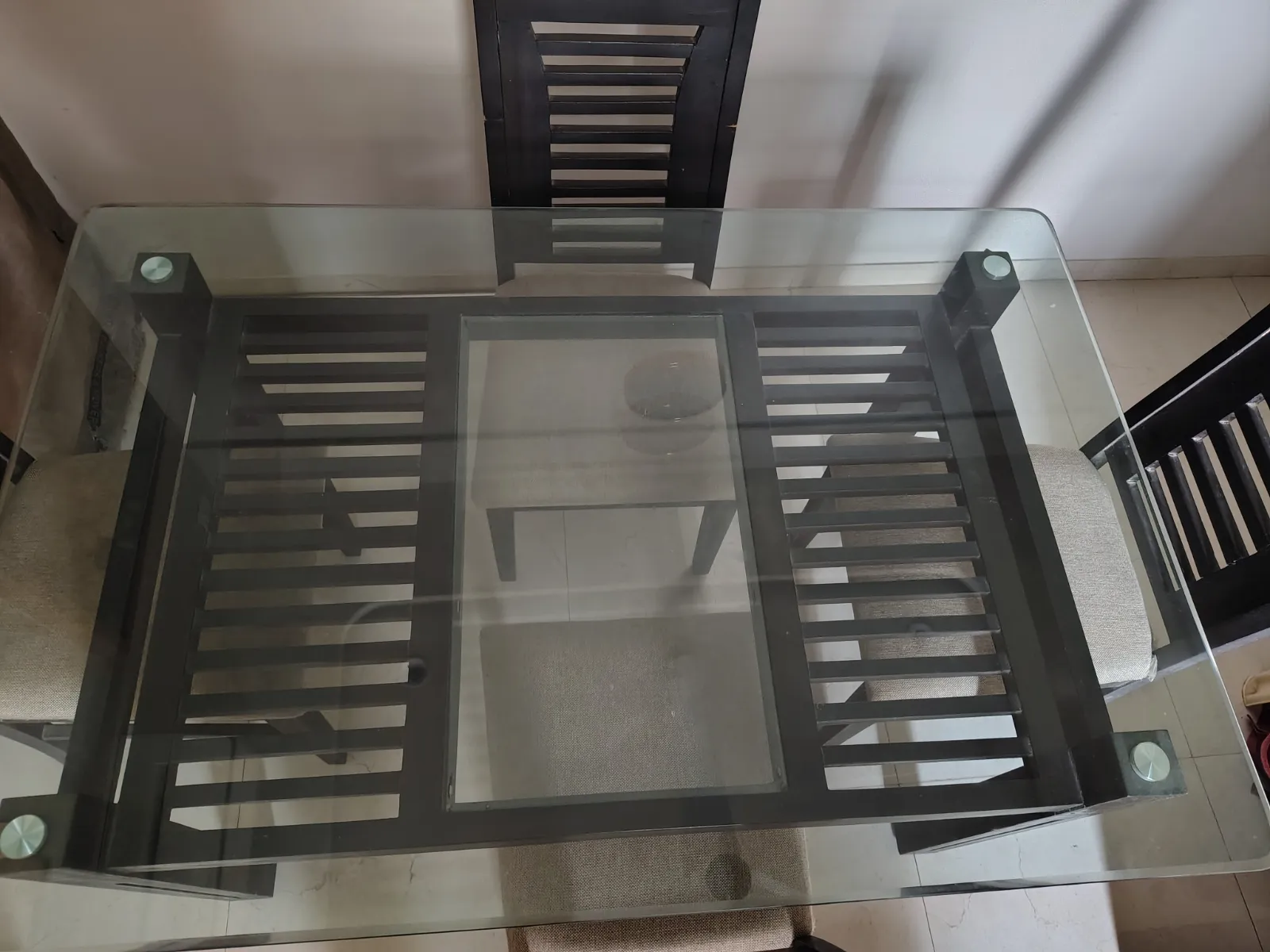 Wooden Dining Table with 4 chairs for sale in Thane, Maharashtra